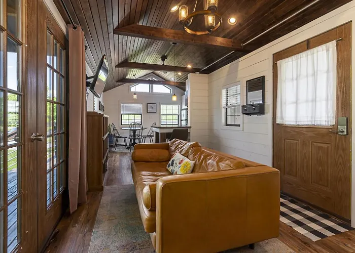 Cozy Of Egypt & Pond Holiday home